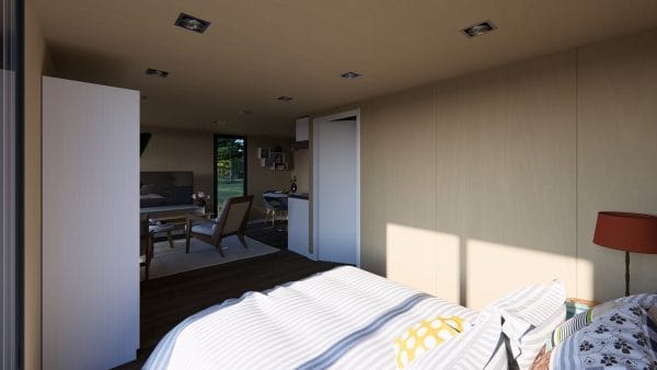 Intérieur moderne d'un module en bois avec chambre ouverte sur espace de vie, lit aux draps rayés blancs, porte blanche et vue sur jardin